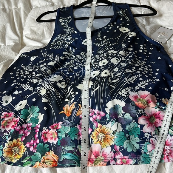 NWT  Johnny Was activewear swing tank top M - Picture 4 of 5